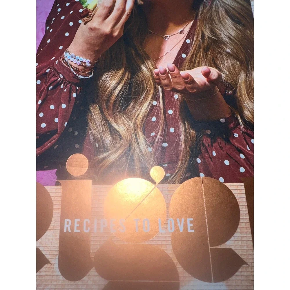 Chrissy Teigen Cravings All Together Recipes to Love‎ Hardcover Cookbook 2021